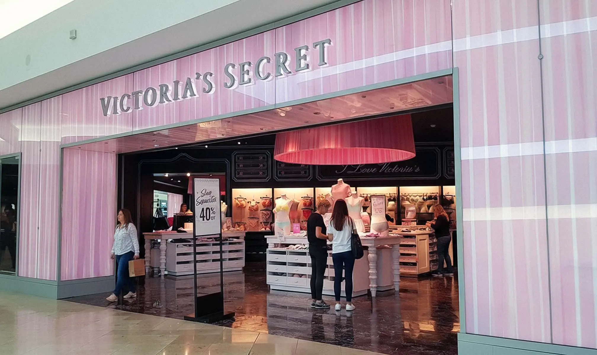 Victoria's Secret storefront at Baybrook Mall