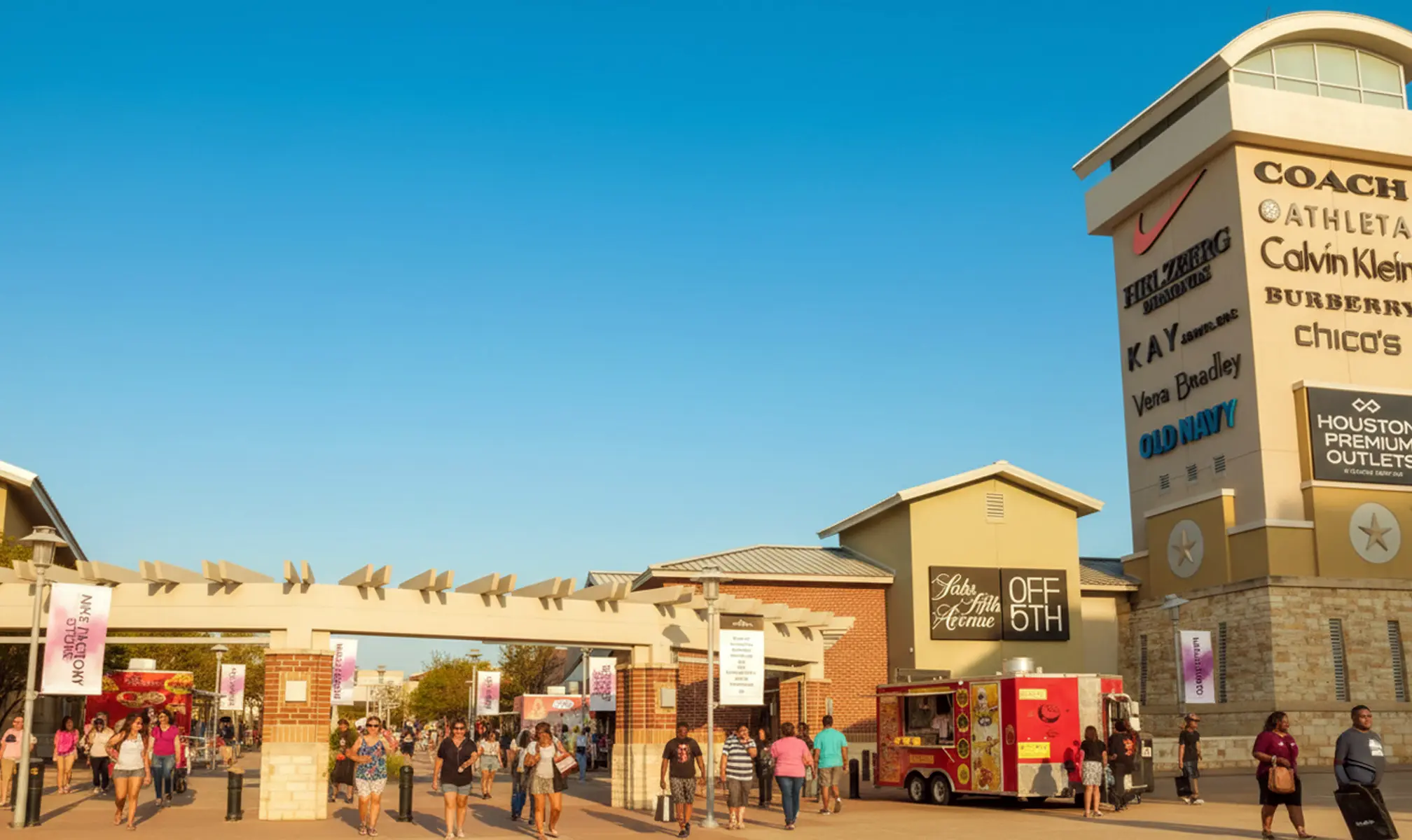 Entrance area at Houston Premium Outlets